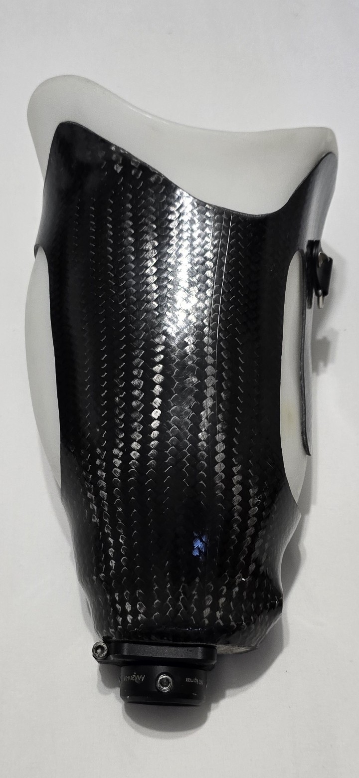 Socket of fiber Carbono In Perfect Condition.