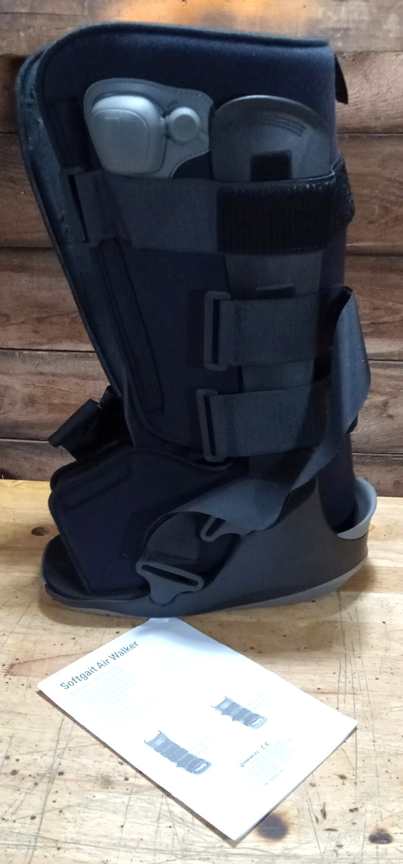 Breg Softgait Air Walker 100617-030 Leg Brace Boot Tall size M