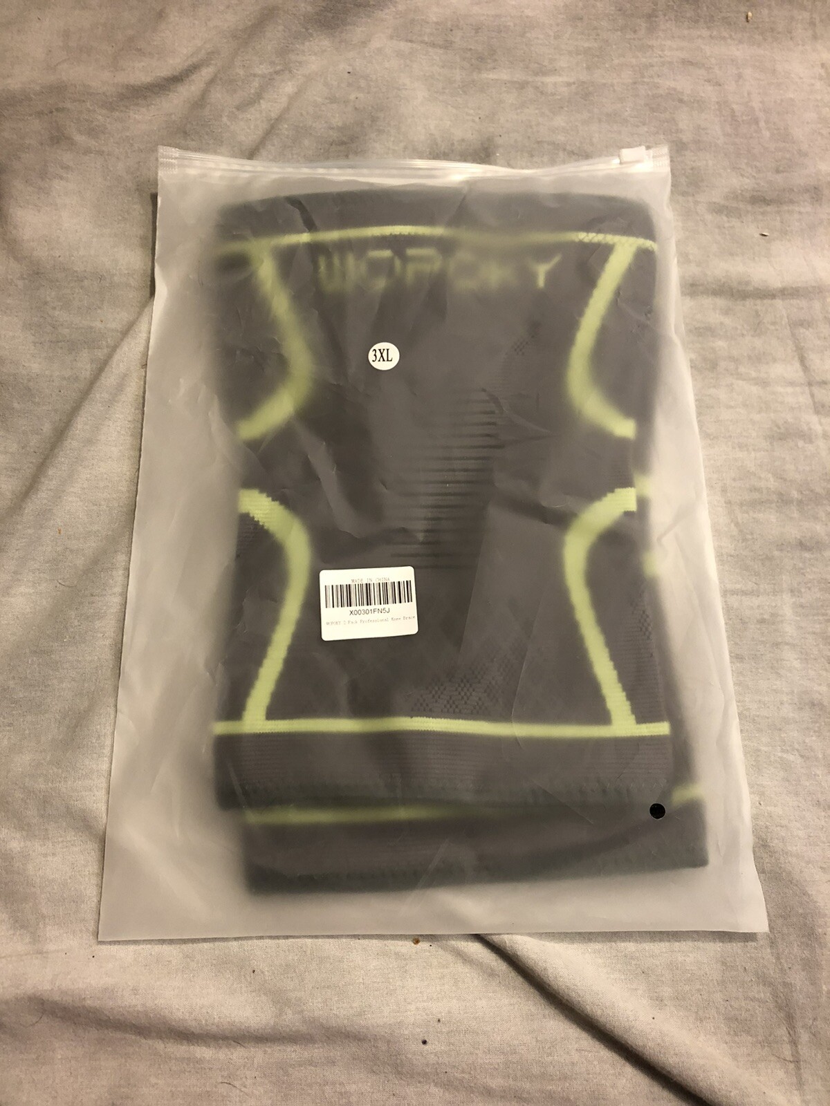 2 Wopoky Knee braces compression knee sleeve support new (3xl)