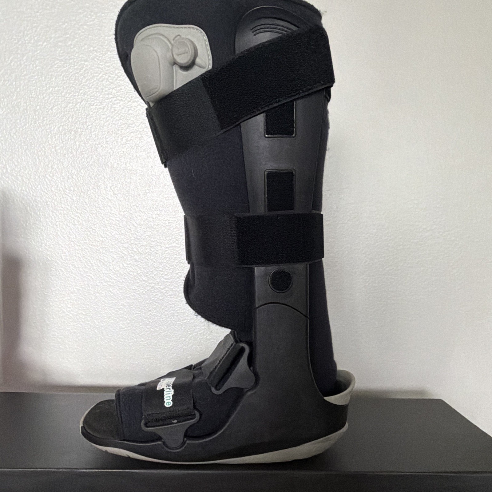 Orthopedic Adjustable Walking Boot, Black One Size Plastic Ankle/Foot/Leg