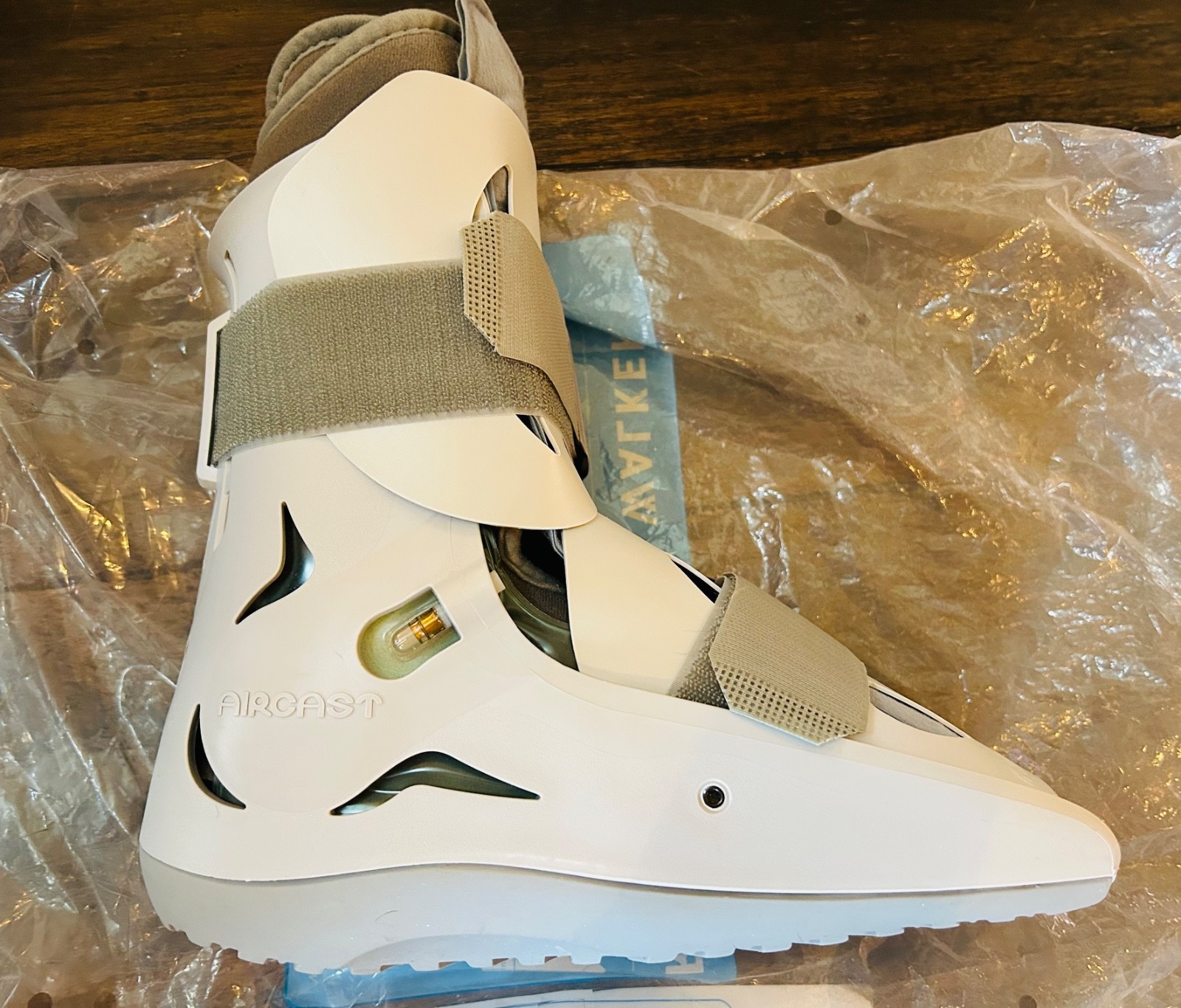 REBOUND AIR WALKER LOW TOP