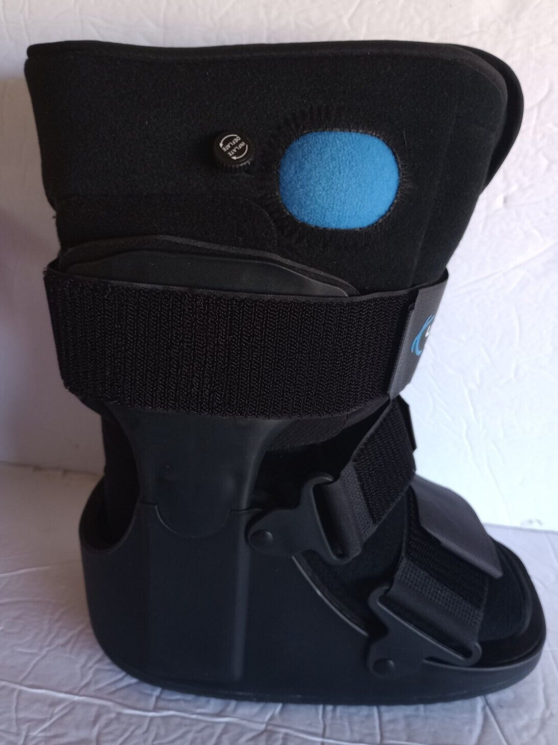 United Ortho Air Stabilizer Ankle Walking Foot Brace Boot Size XS Pump Up