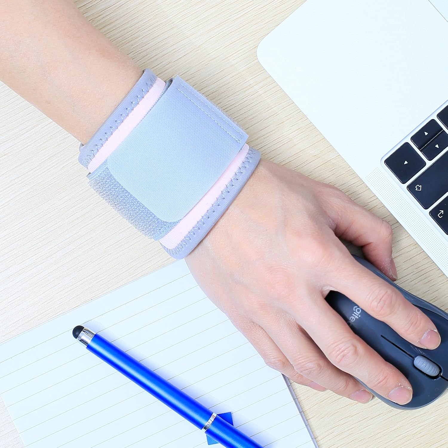 2 Pack Adjustable Wrist Brace Wraps for Carpal Tunnel, Gym & Sports Support