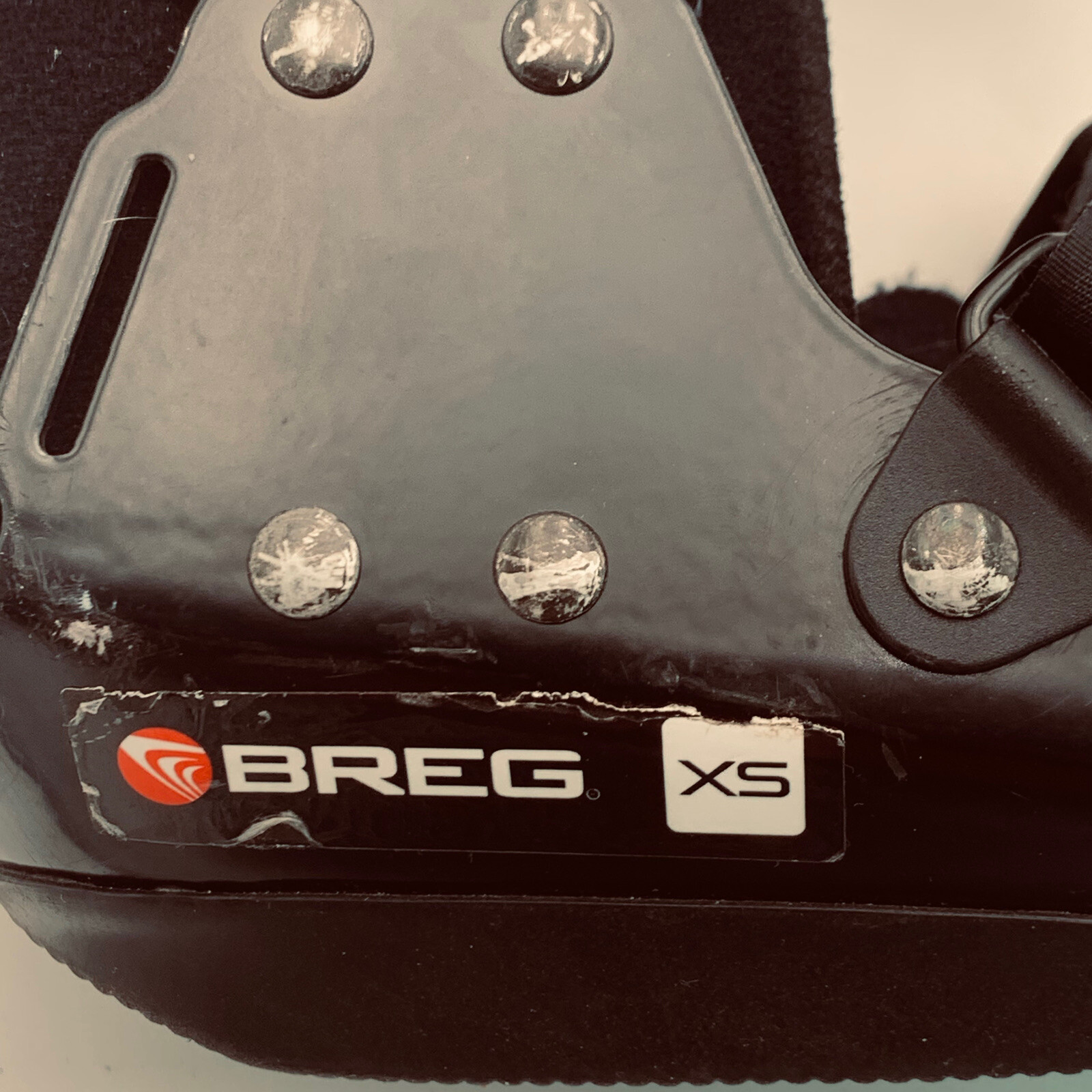 Breg XS Mid Calf Full Shell Walking Boot Air Pump Black 7½”×3¼”
