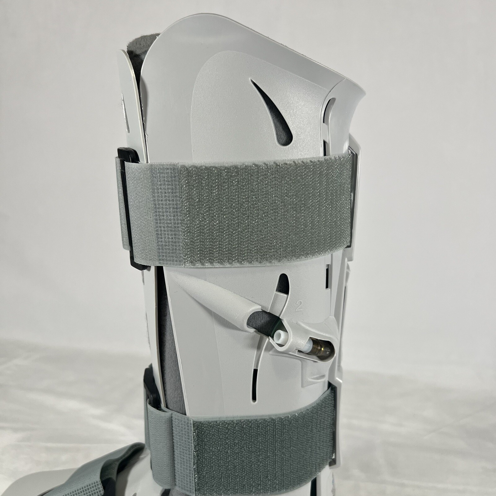 Aircast FP Walker Walking Brace/Walking Boot Foam Pneumatic Size Small 01F-S