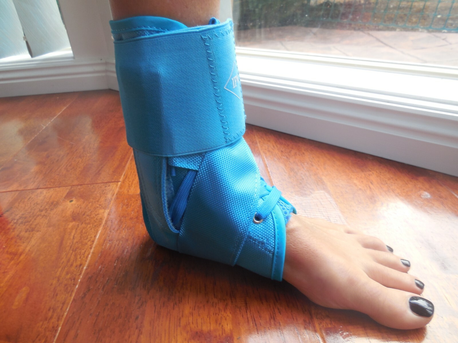 2 IPW Ankle Braces May 2021 PROMOTION SPECIAL Sprains and Strains AUS Seller