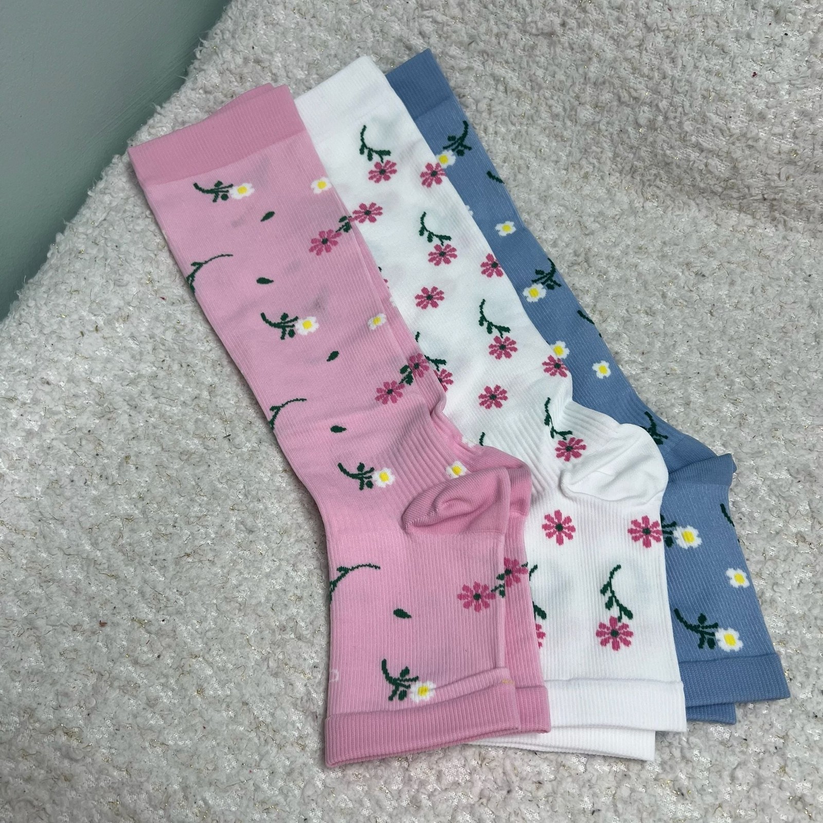 Open Toe Compression Socks 3 Pairs Toeless Pink White Blue S/M Size Womens