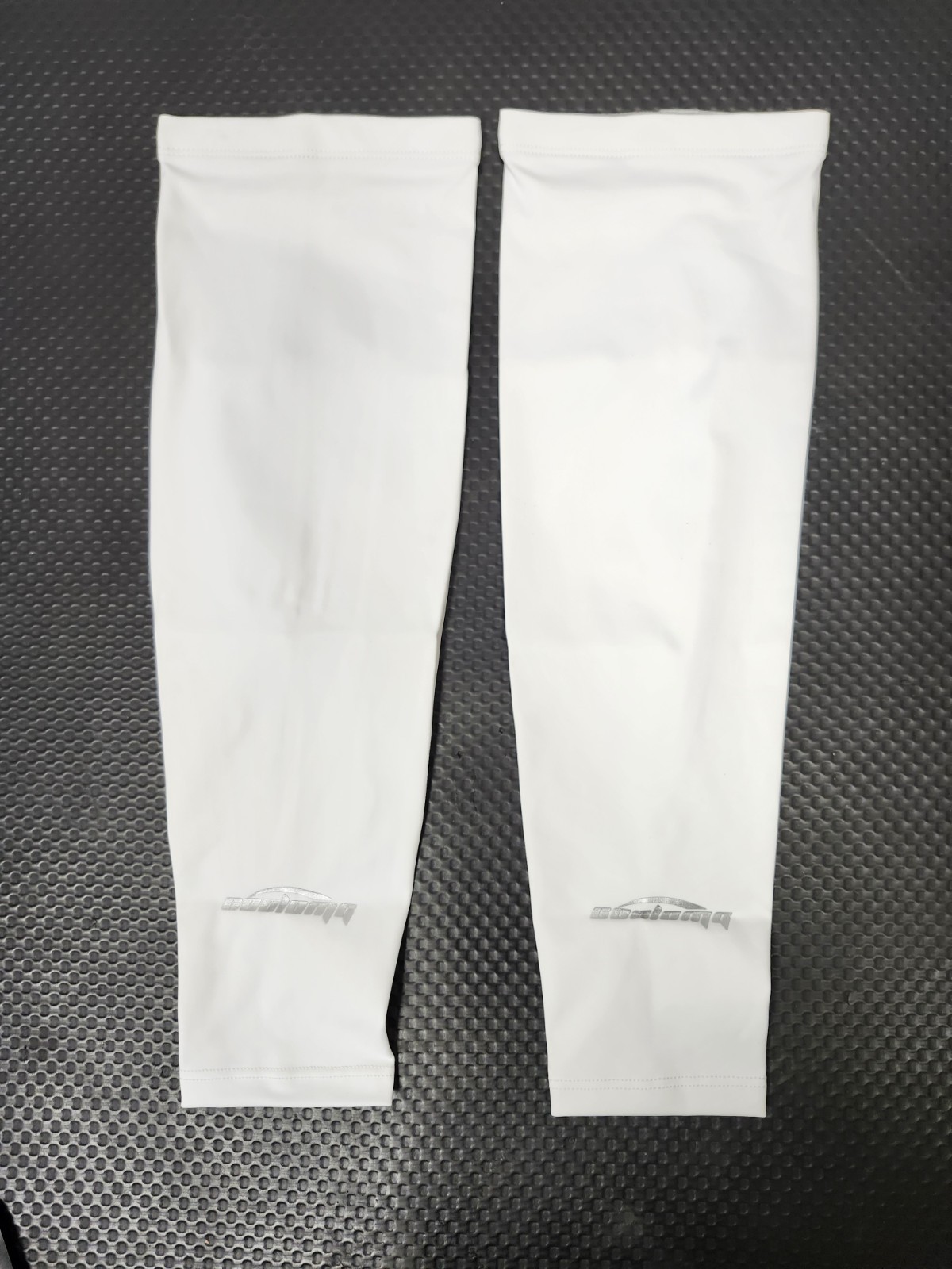 COOLOMG White Sports Compression Leg Sleeve Long New