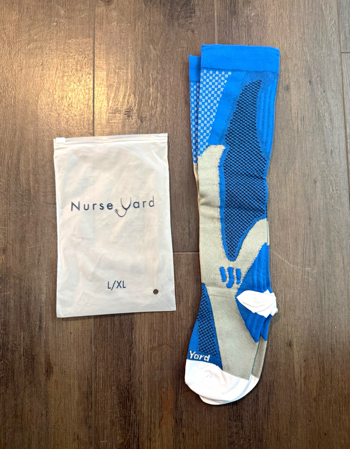 Nurse Yard Compression Socks L/XL Leg Support Blue Gray White