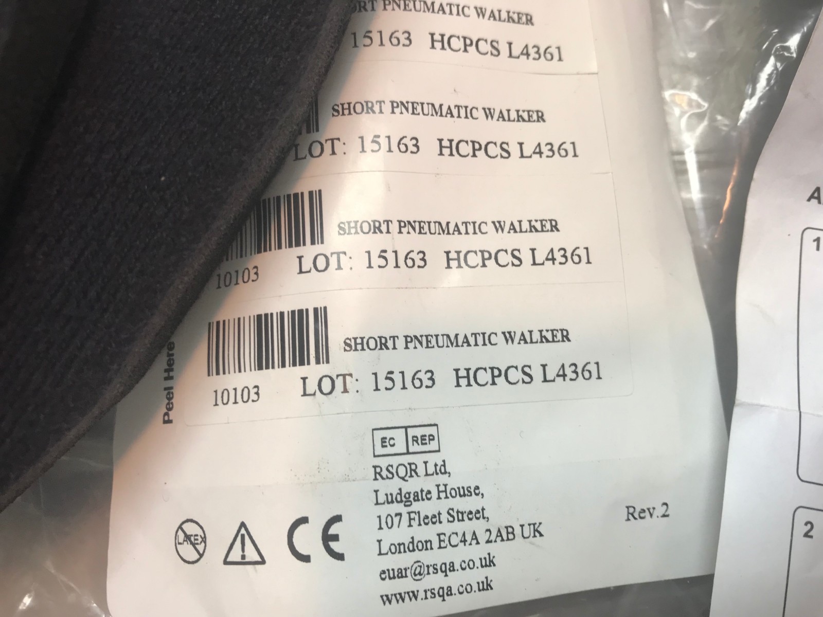 11103 Ovation Medical Pneumatic Shockpod Short Walker Brace SMALL – Black/Gray