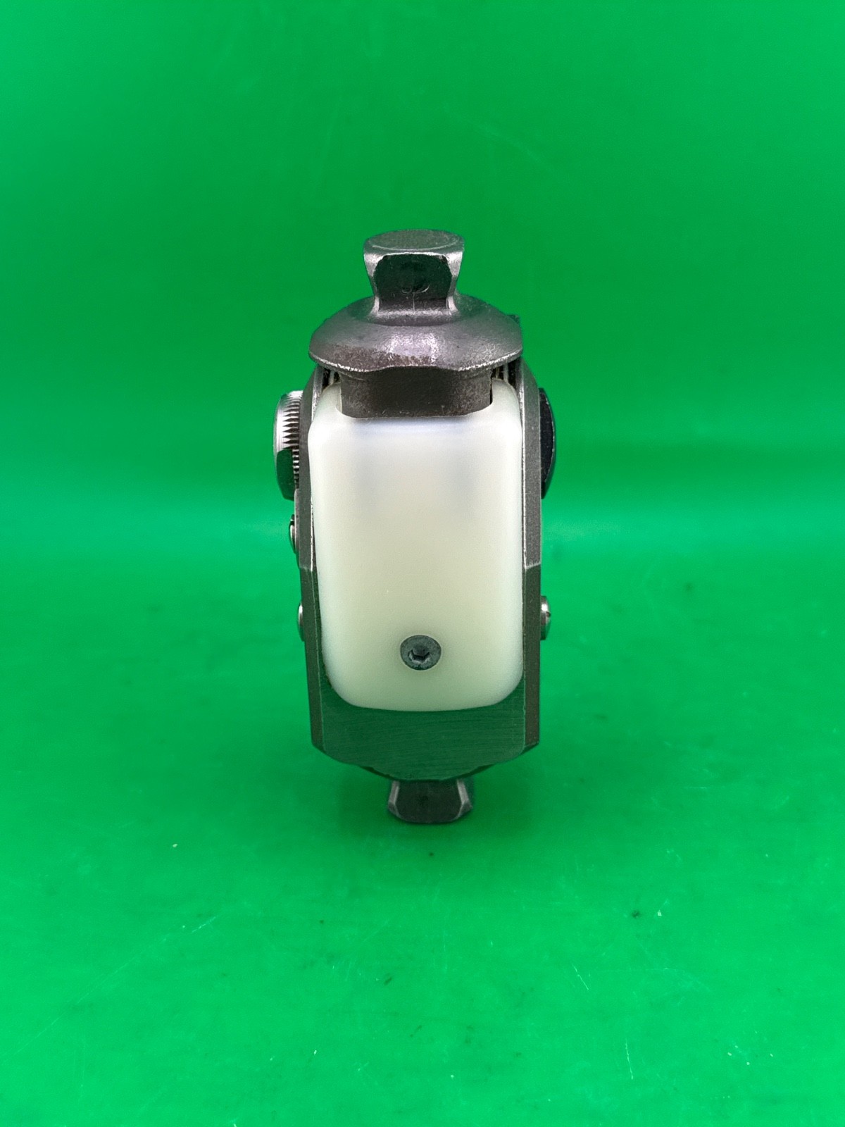 Ottobock Otto bock 3r17 prosthetic knee. Locking prosthetic knee. Great cond