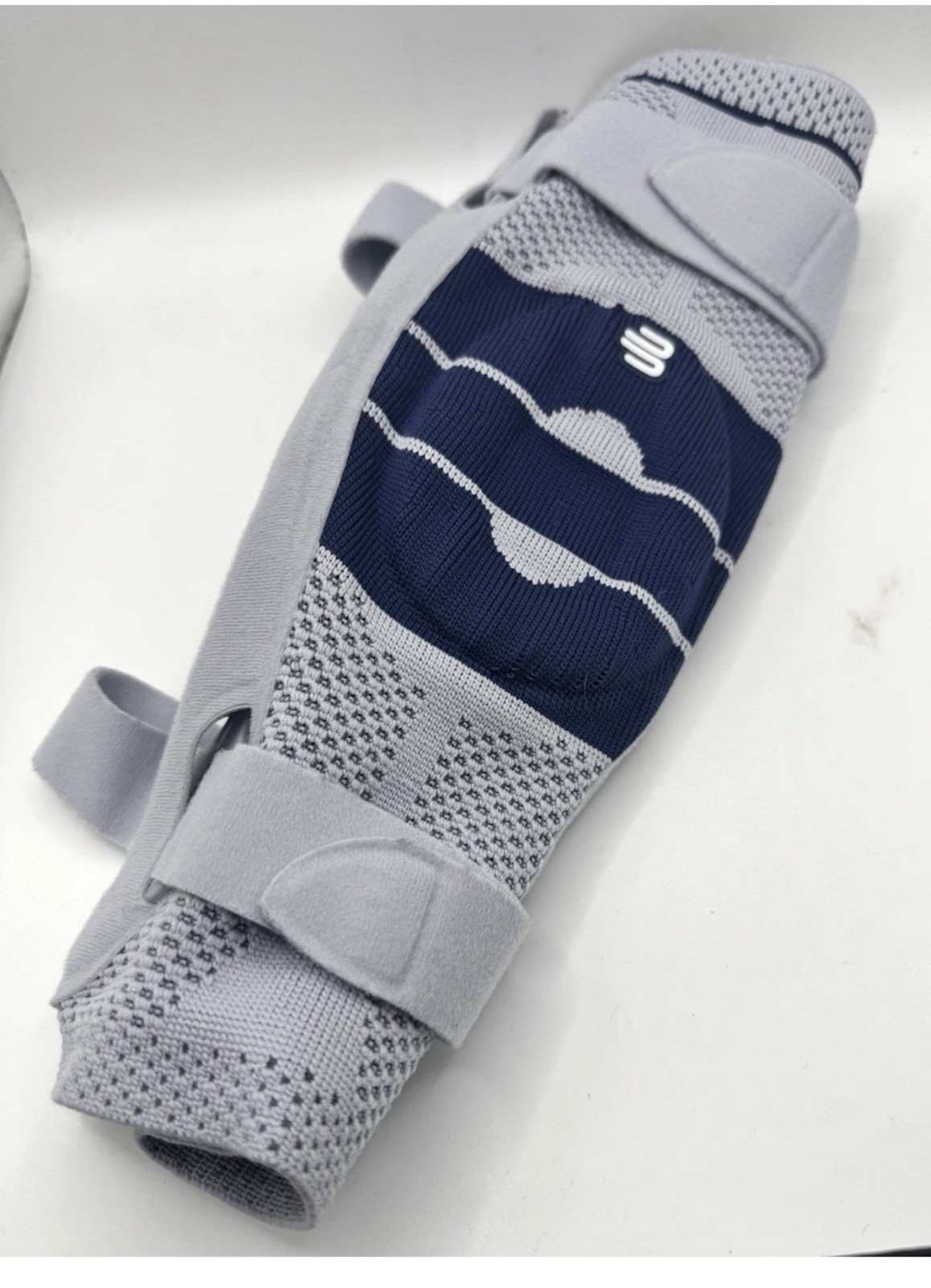 Bauerfeind GenuTrain S Knee Brace Size 3 Right Knee Support Germany Hinged