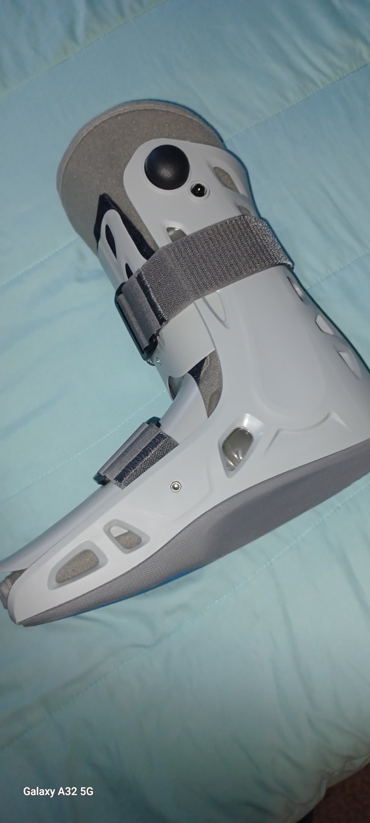 Aircast Adjustable Walker Boot XL Gray/Blue Plastic for Ankle/Foot Stabilization