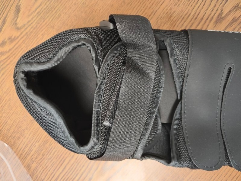 ProCare Squared Toe Post-Op Shoe Size: Medium ( Wear on the left or right )
