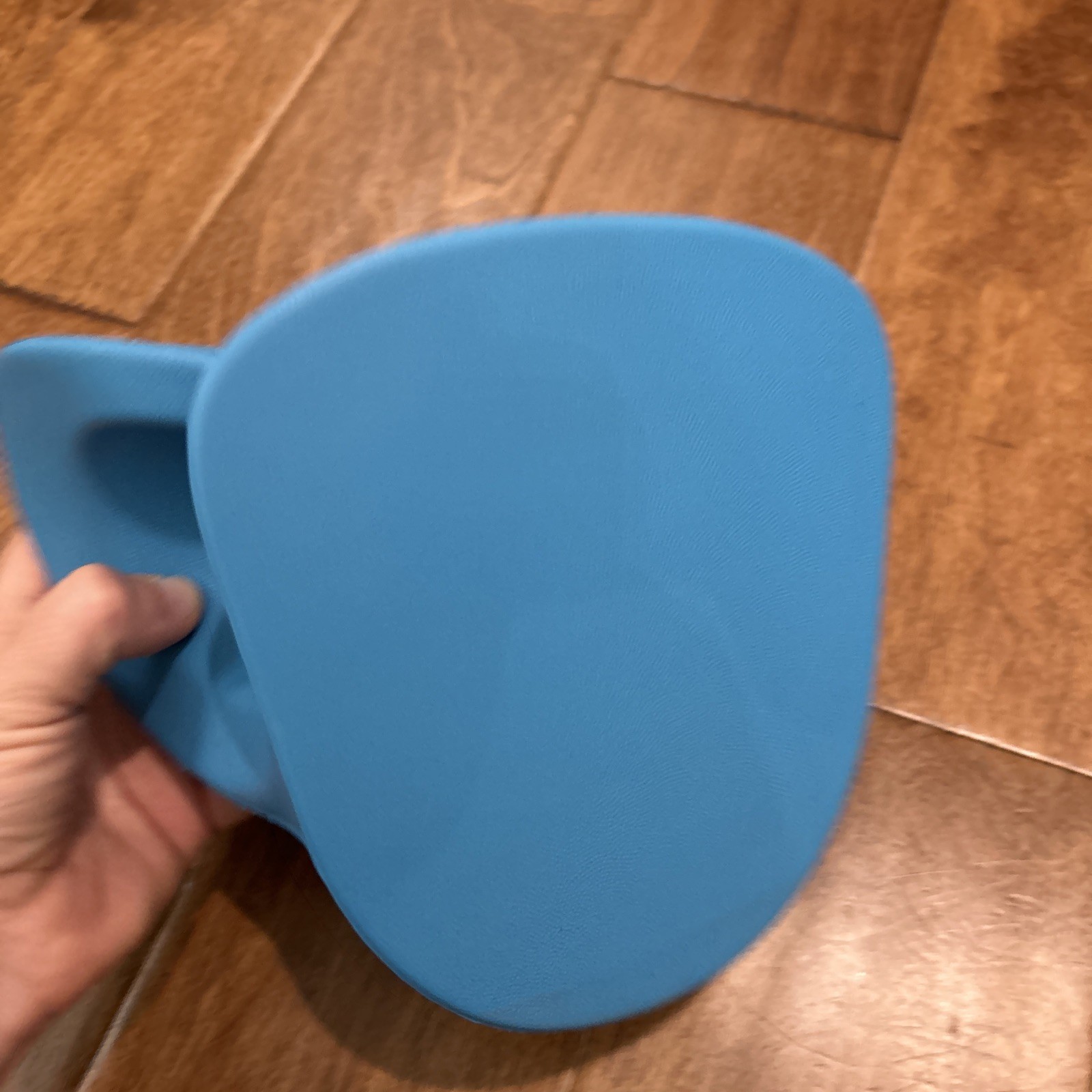 Compact Cervical Pillow and Traction Device for Comfortable Neck Support Kenko
