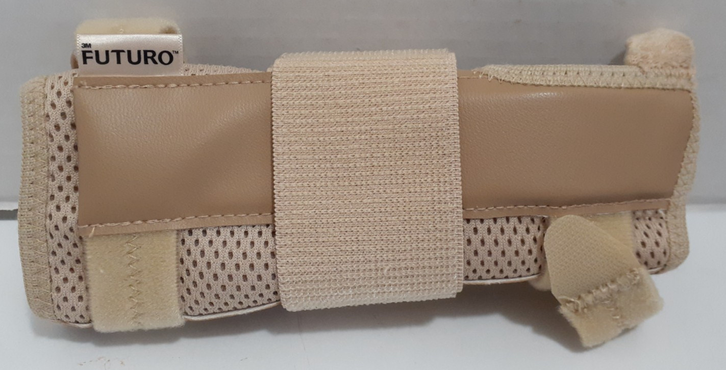 FUTURO DELUXE WRIST STABILIZER ~Size SMALL MEDIUM ~LEFT HAND ~FIRM RIGID SUPPORT