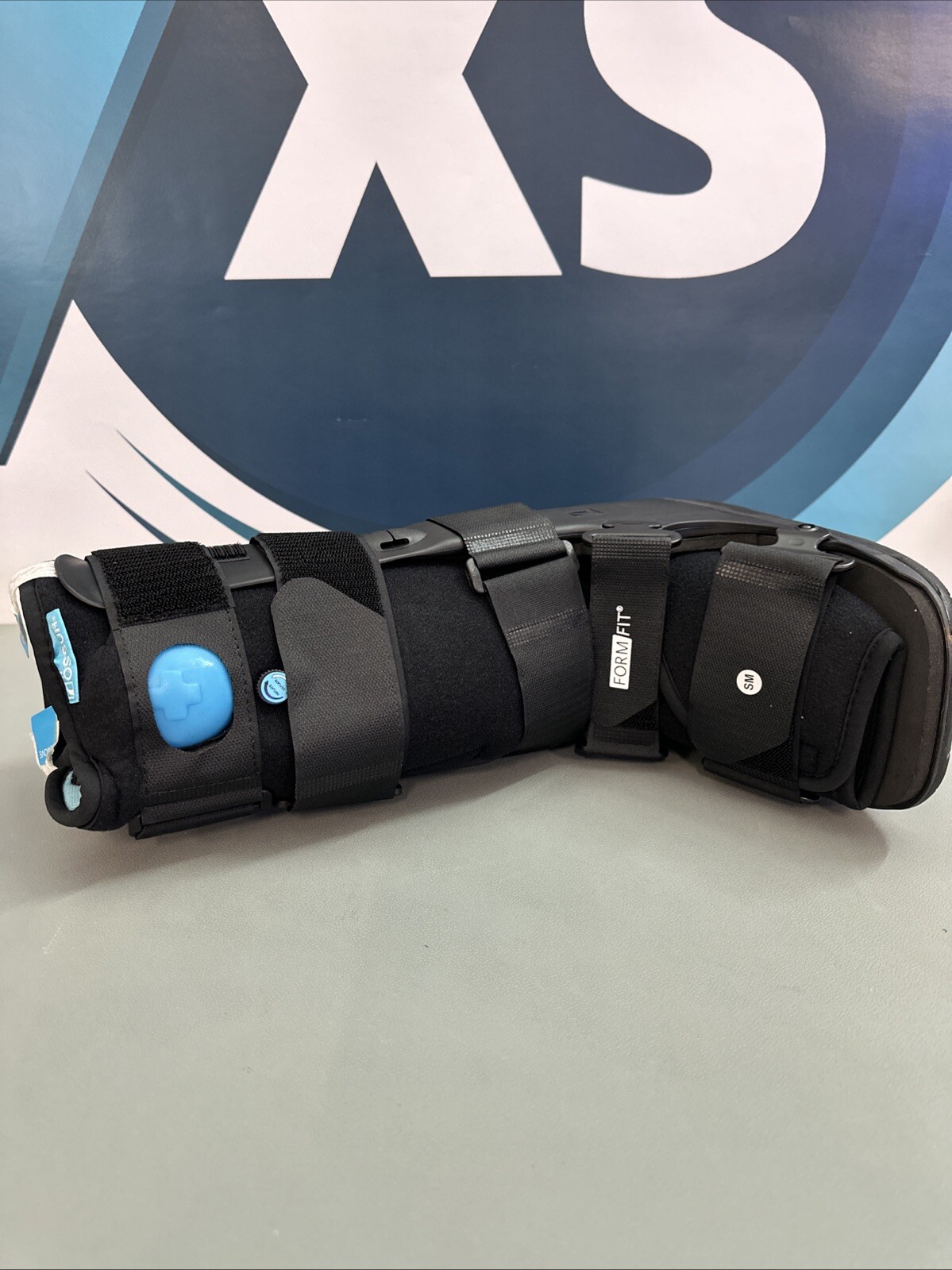 Ossur Formfit Equalizer Air Walker Boot, Small, A-W0400BLK New Open Box