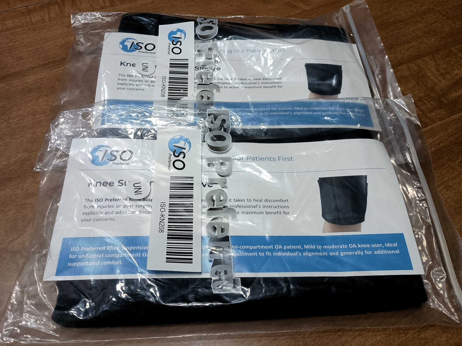 Lot of 2: ISO Preferred ISO-KN208 Universal Size Knee Suspension Sleeve New