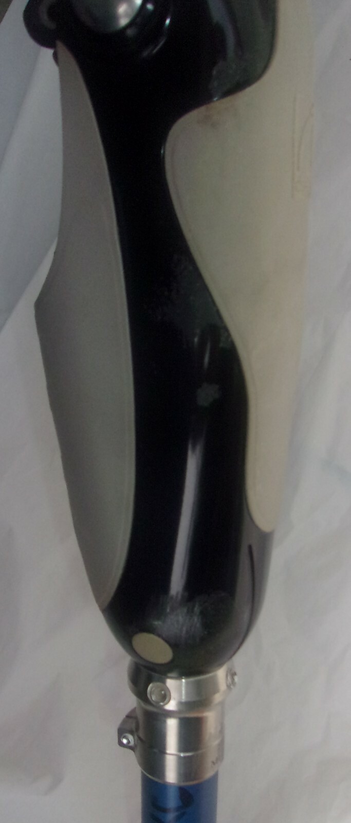 PROSTHETIC LEG 2T20 MEDEX TITANIUM JOINT & OSSUR PART IN VERY GOOD CONDITION