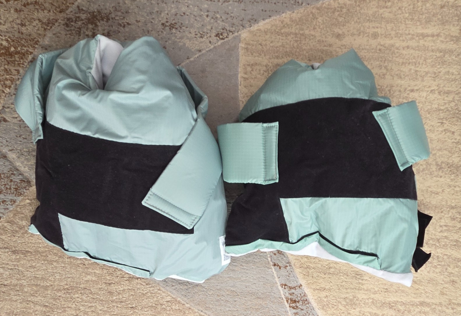 2 Molnlycke Z-Flex One Size Fluidized Heel Boots Preventing Pressure Ulcer Gray