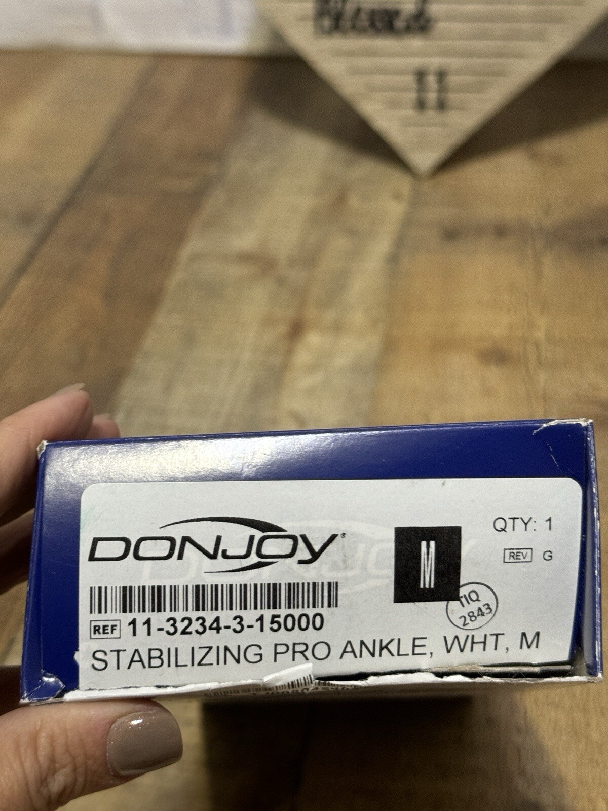 DonJoy Stabilizing Pro Ankle Support Brace, White, Medium