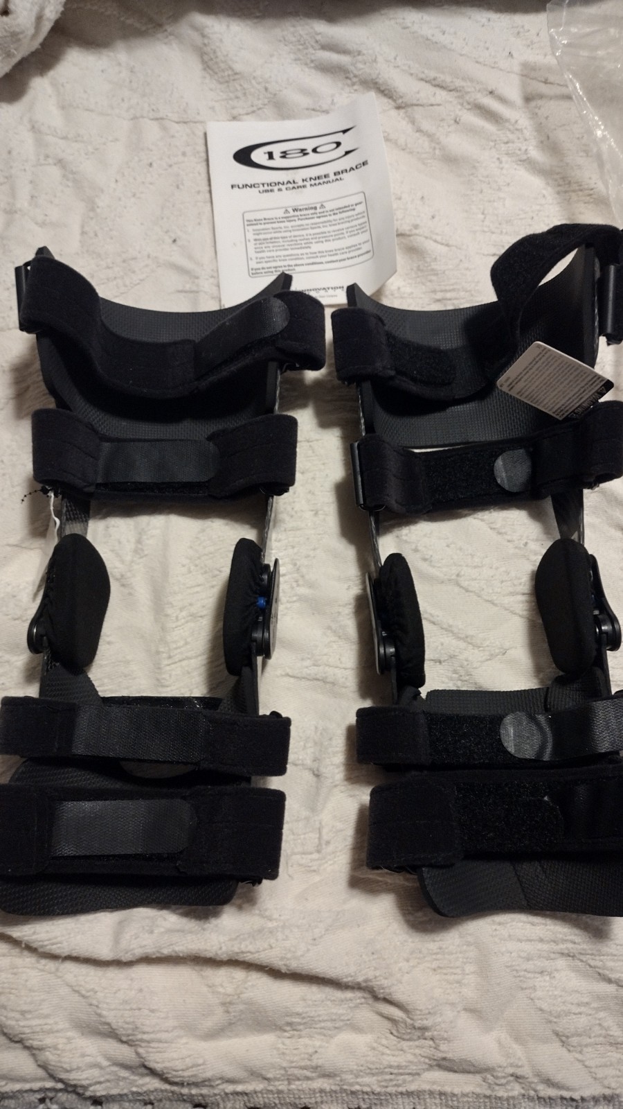 innovation sports / ossur. C180 ACL Knee Braces right and left new NOS