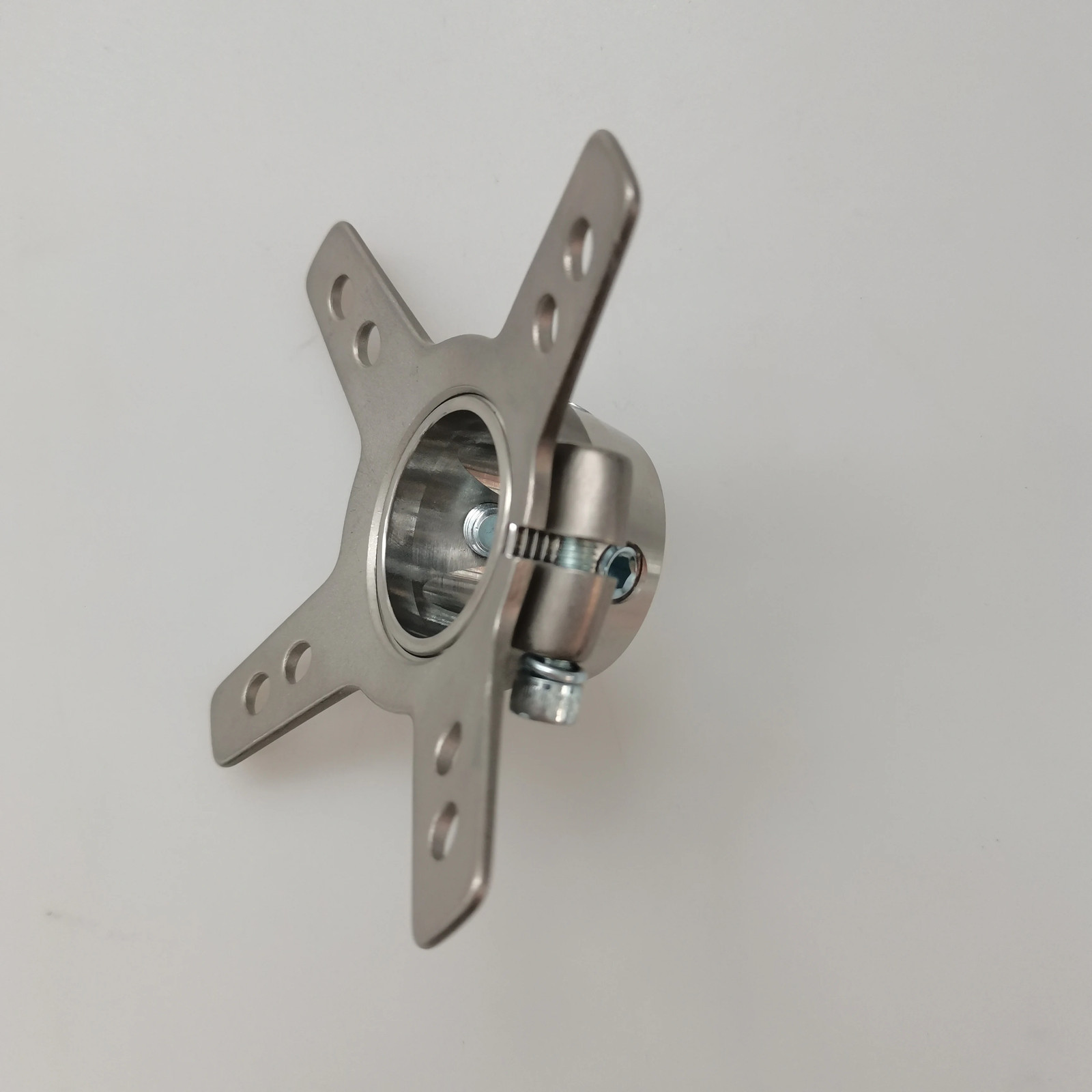Female Four Jaws Stainless Steel Prosthetic Plate