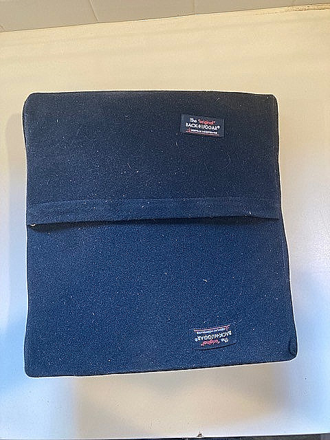 Bodyline® Back-Huggar – Regular Style – The Original Lumbar Cushion – Black