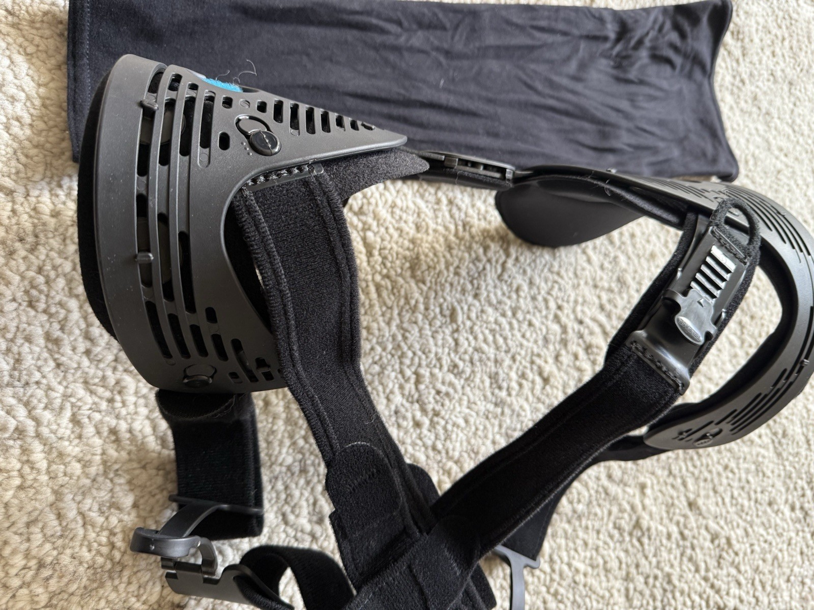 Ossur Unloader One Knee Brace