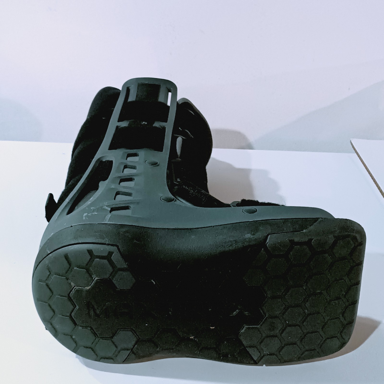 ProCare MaxTrax 2.0 Air Walker Boot Size S Small DonJoy Fracture Sprain Brace…