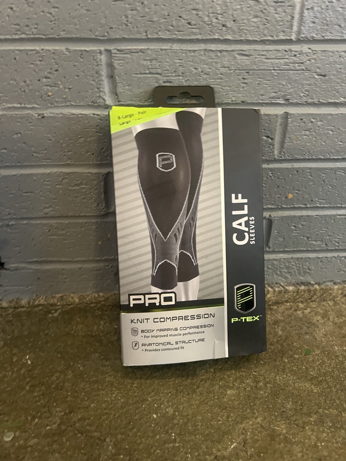 P-TEX ** PRO KNIT COMPRESSION CALF SLEEVES **P-TEXC500**XL New 17.75-19.25 In