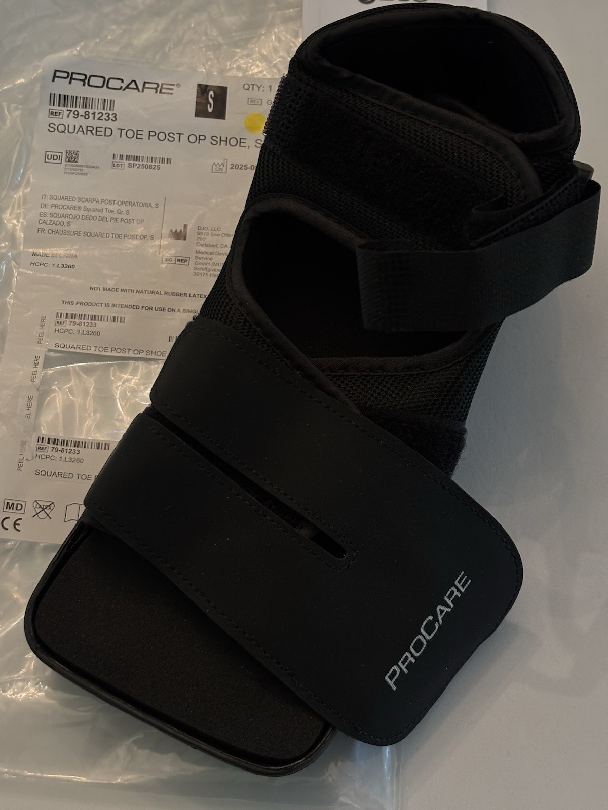 ProCare Squared Toe Post-Op Shoe, Adjustable, Small, Black