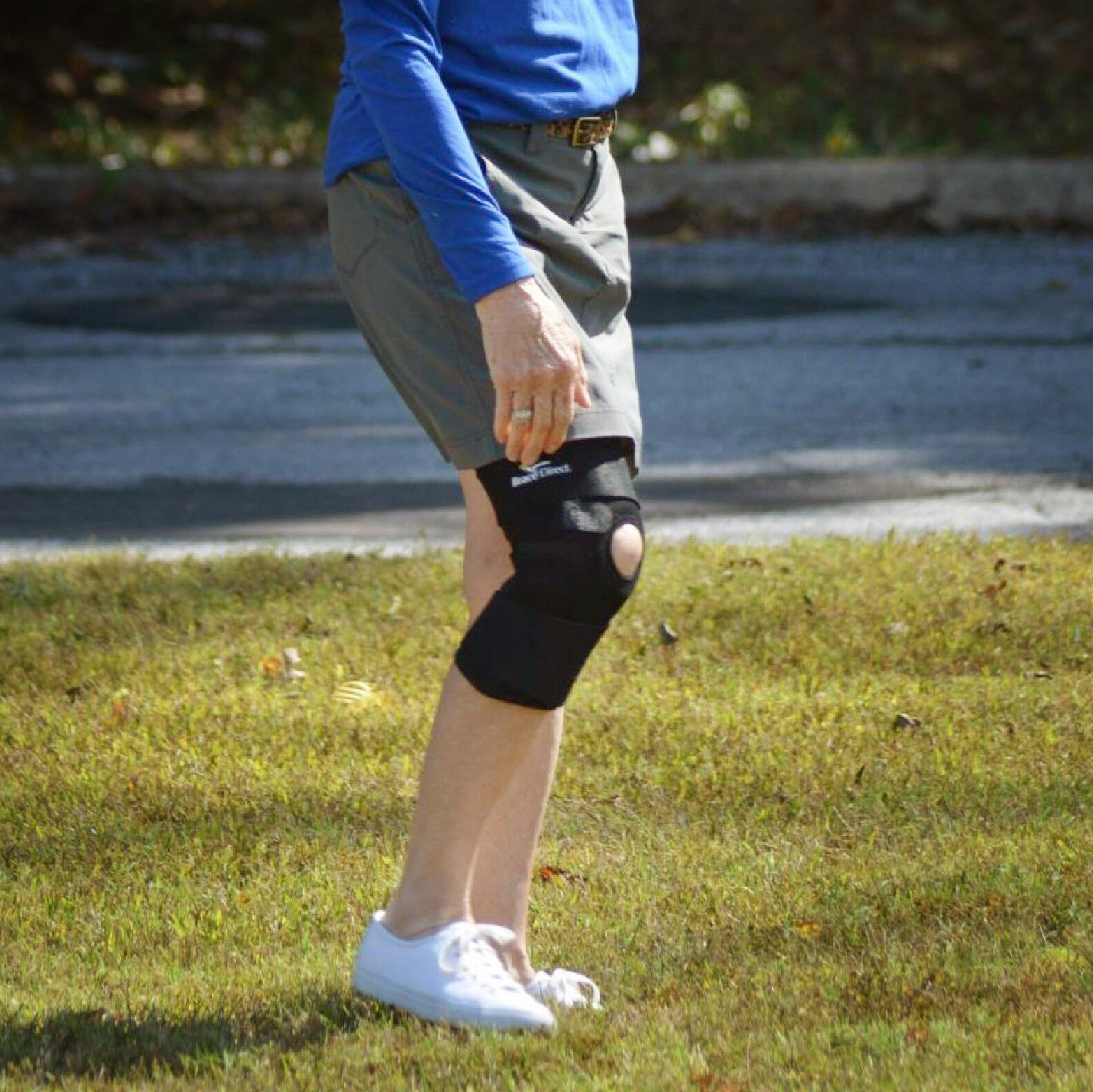 Hinged ROM Adjustable Stabilizing Runner’s Knee Brace Superior Active Support