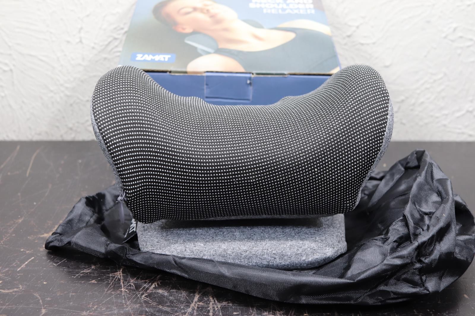 ZAMAT Neck and Shoulder Relaxer Magnetic Therapy Pillowcase, Neck Stretcher