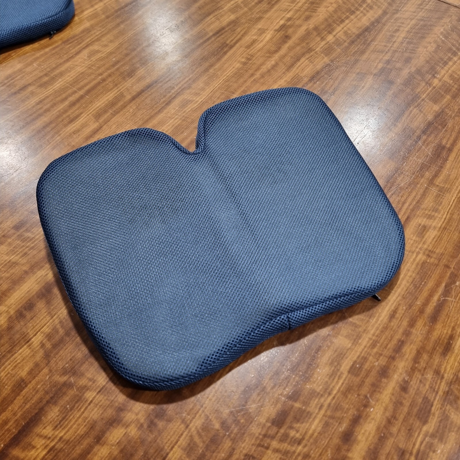 PREMIUM HIGH DENSITY SEAT SUPPORT CUSHIONS FOR OFFICE, CAR OR HOME. PACK OF 2.