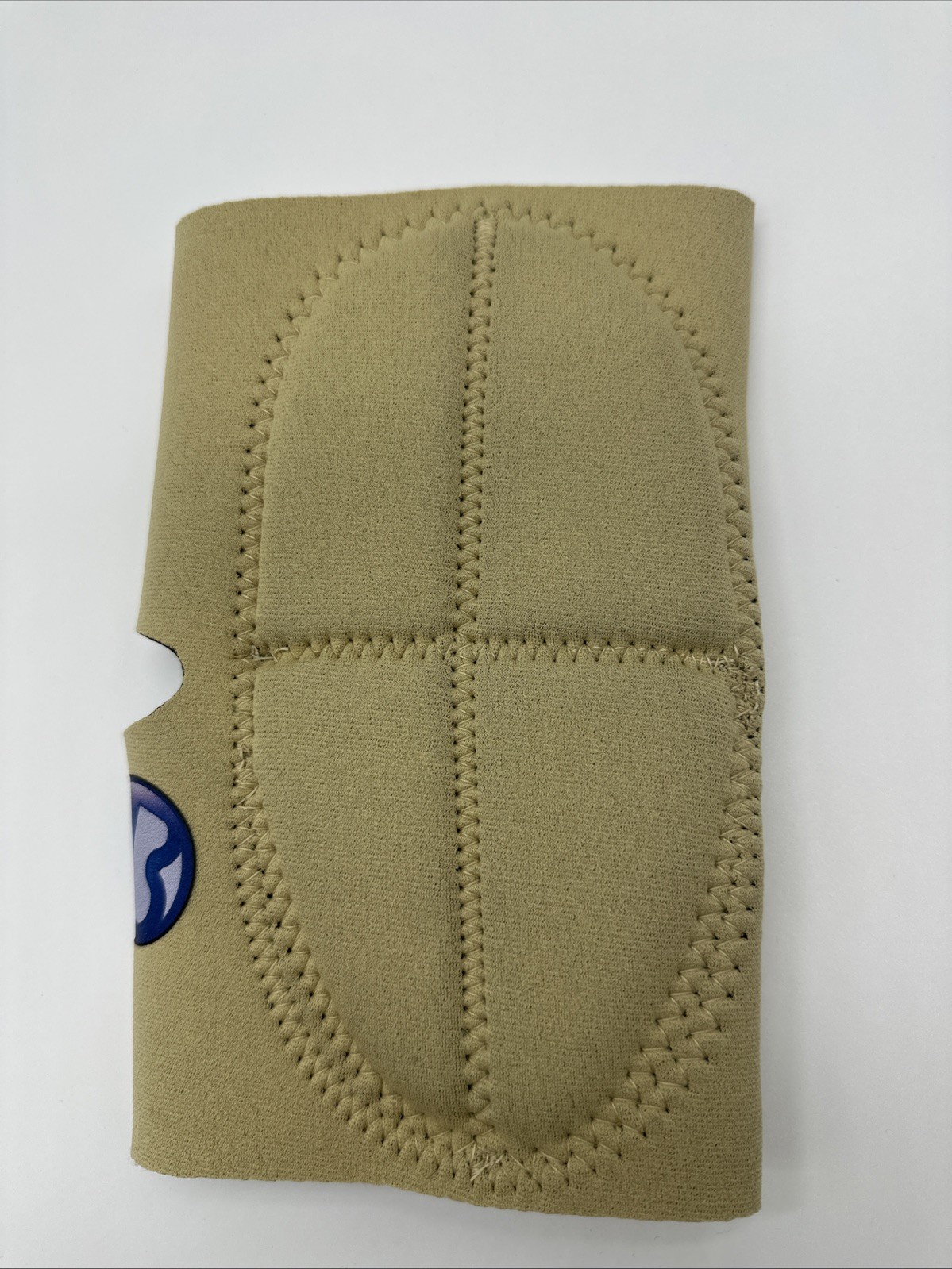 Bunga Pads – Removable Knee Pad Beige Medium Left
