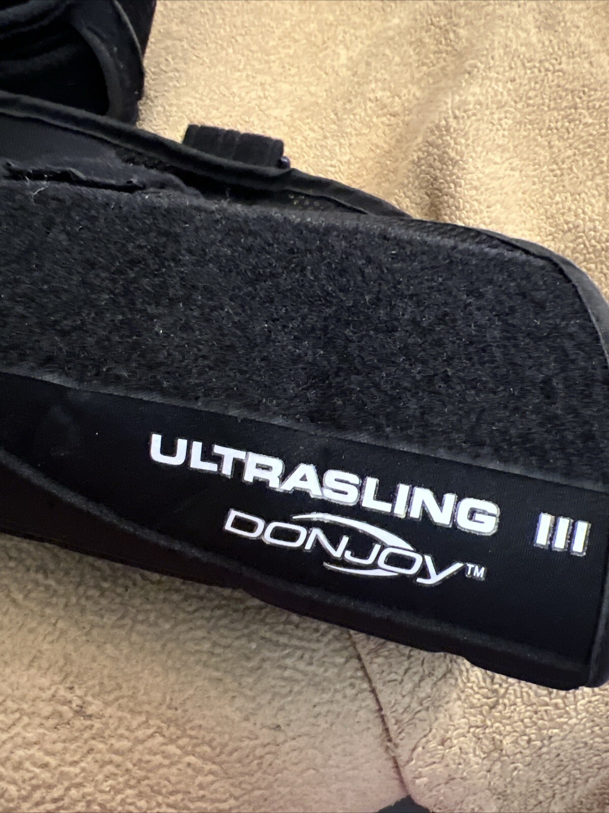 DONJOY ULTRASLING III, SIZE LARGE ARM SLING ONLY SUPER CLEAN