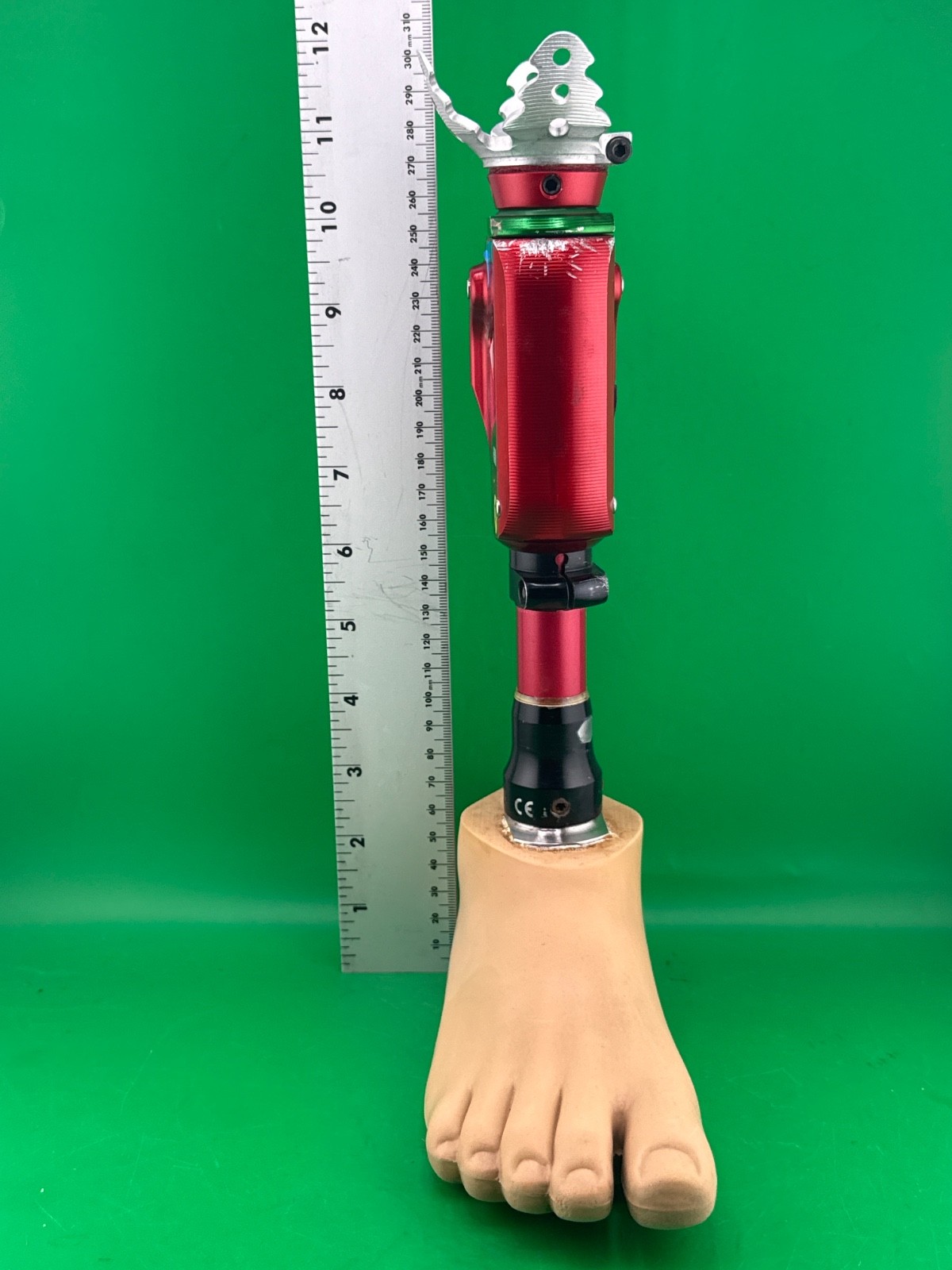 Ottobock Otto bock 3R65 pediatric prosthetic knee w/ parts, size 21 right foot