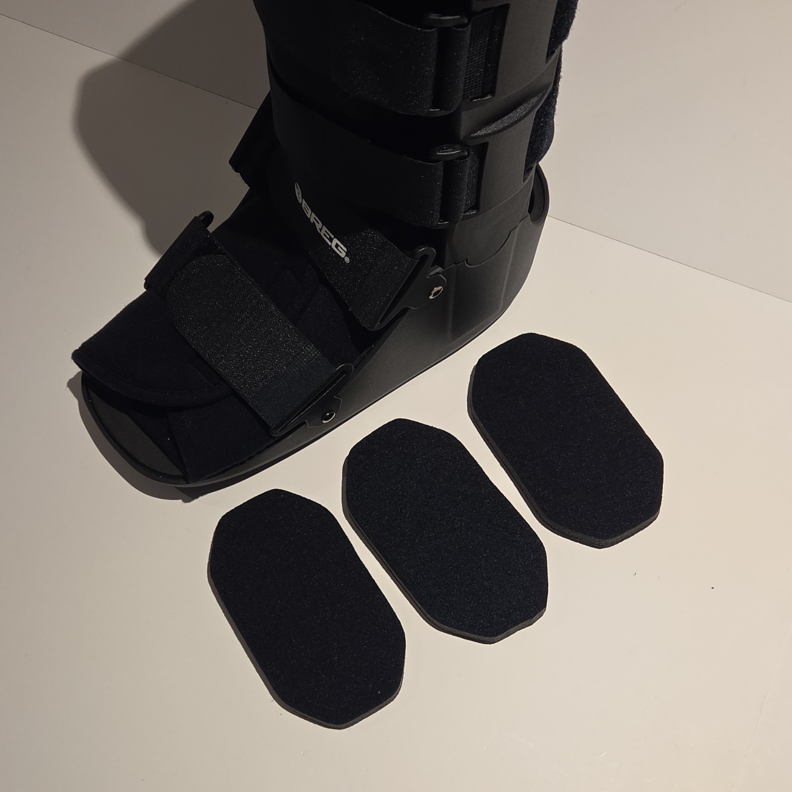 Breg Frac Walker Tall Air Cast Boot Large Adjustable Black Immobilization