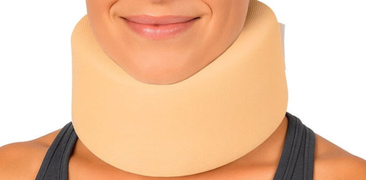 Bell-Horn Foam Cervical Collar Model 975 X-Large 3.5” Neck Brace Support New