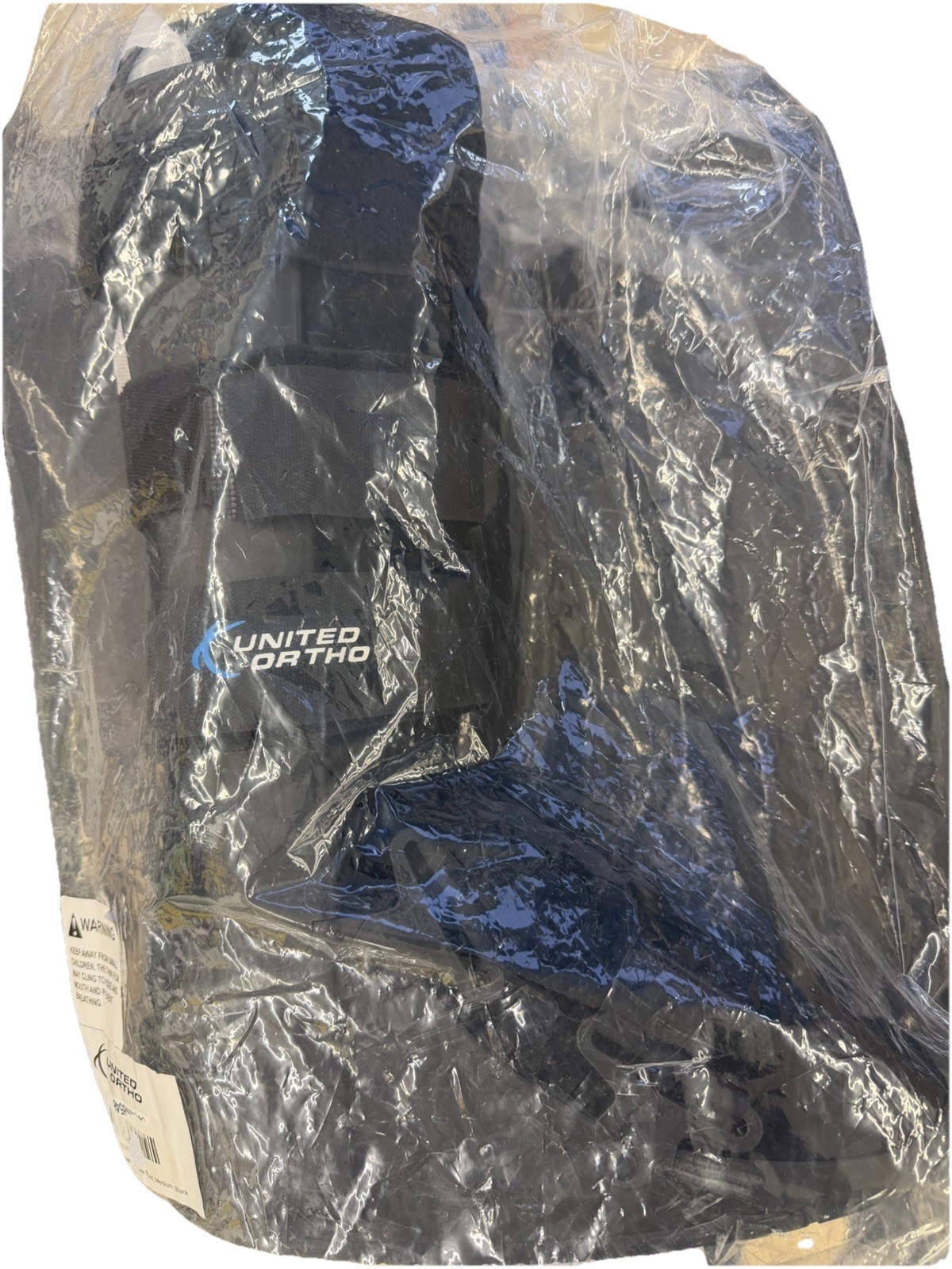 United Ortho Air Cam Walker Fracture Boot, medium, Black