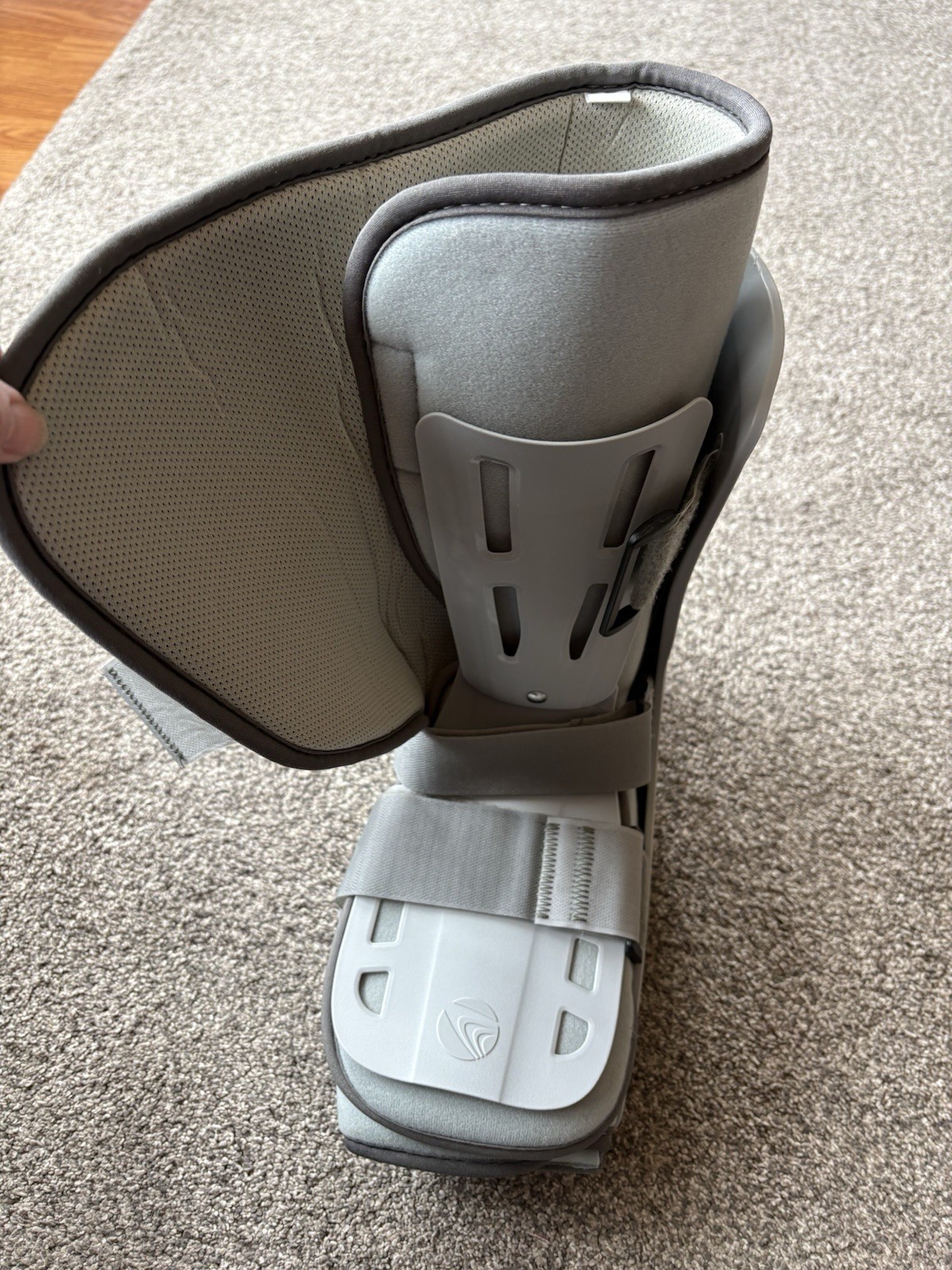 BREG Genesis Mid-Calf Full Shell Walker BOOT Size large