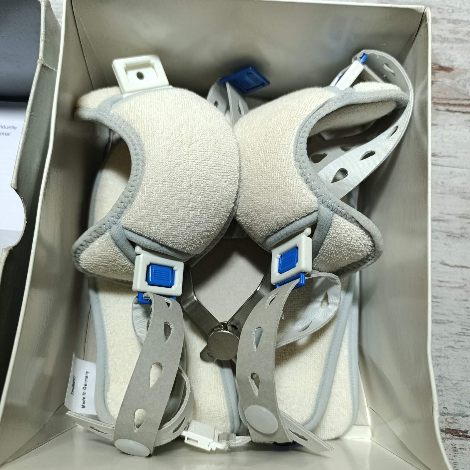 Medium size Thuasne Hip-Med Hip abduction harness Flexion abduction splint