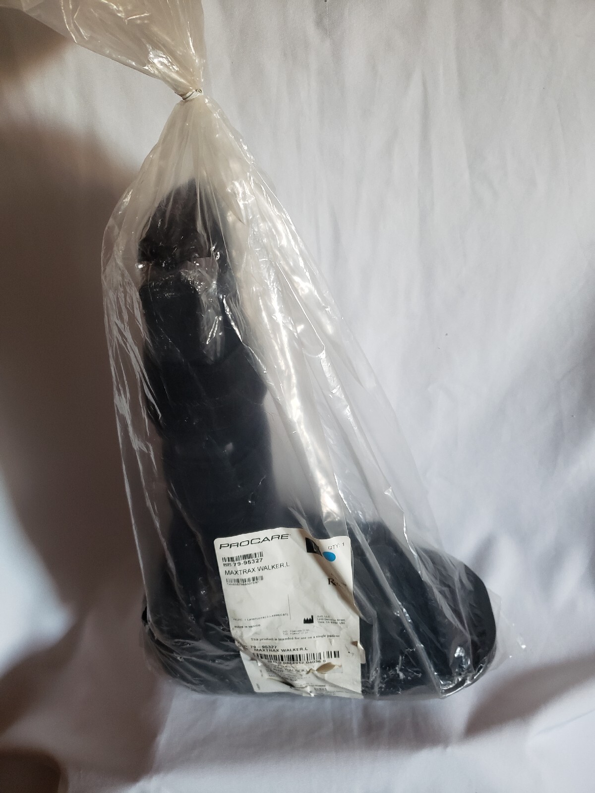 Procare MaxTrax Walker Adjustable Boot 79-95327, L DJO LLC ( Size L )