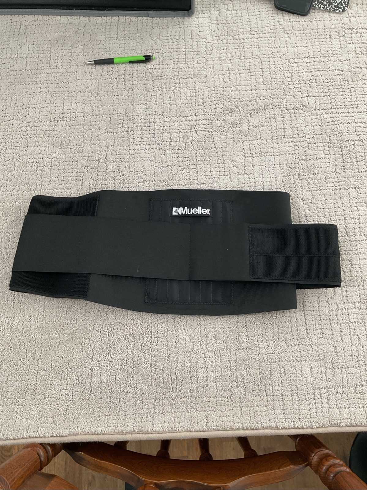 Mueller 6711 Adjustable Back Brace, Black, One Size