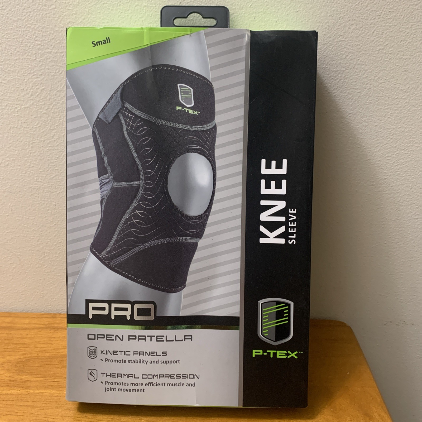 P-TEX ** PRO KNEE SLEEVE ** ” P-TEXK200″ SMALL** BLACK **NEW** Open Patella