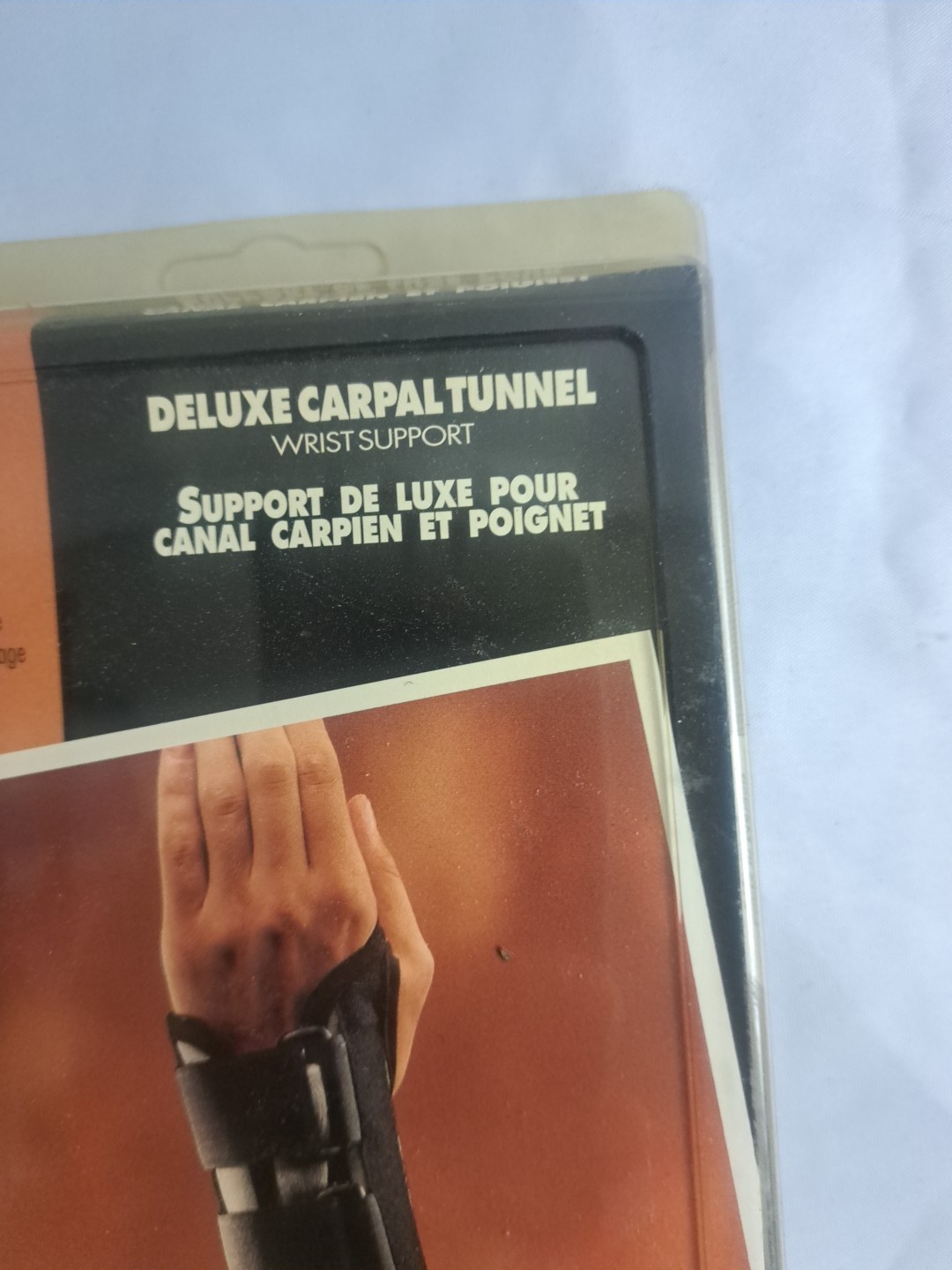 Sports Deluxe Carpal Tunnel Wrist Support Sleeve Right XS / S Arm * Ships Fast