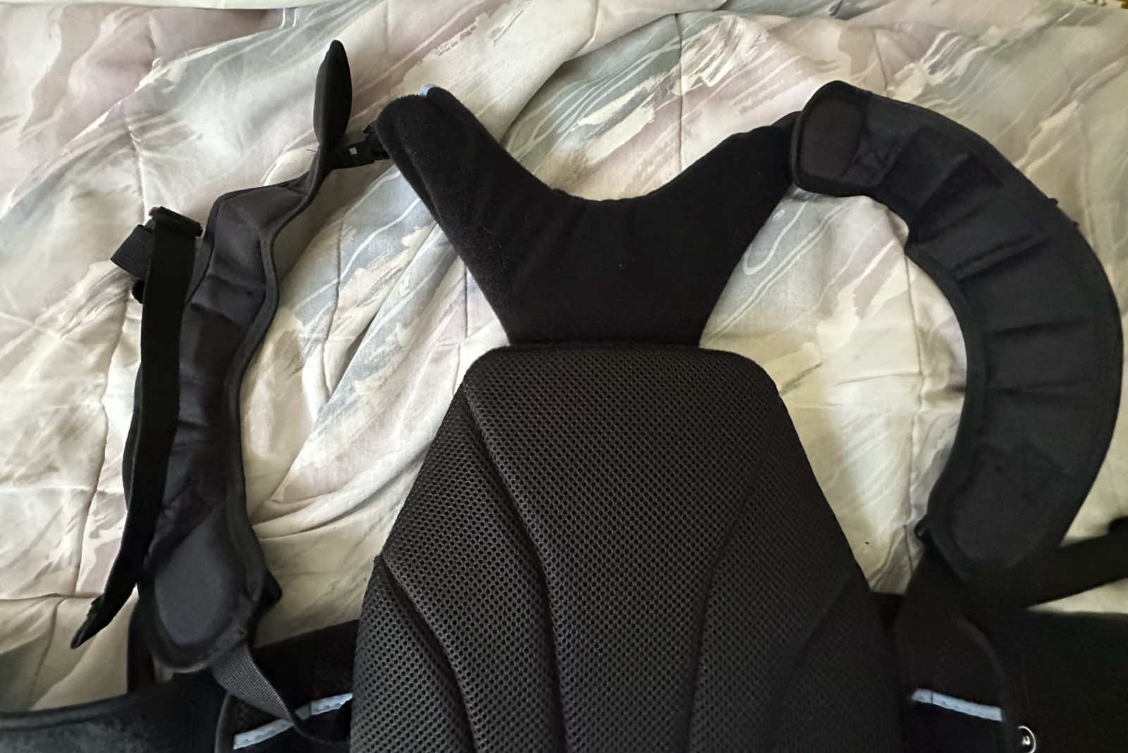 BRAND NEW! BREG EPIC LP BACK BRACE WITH ADJUSTABLE STRAPS AND SECURE ENCLOSURES
