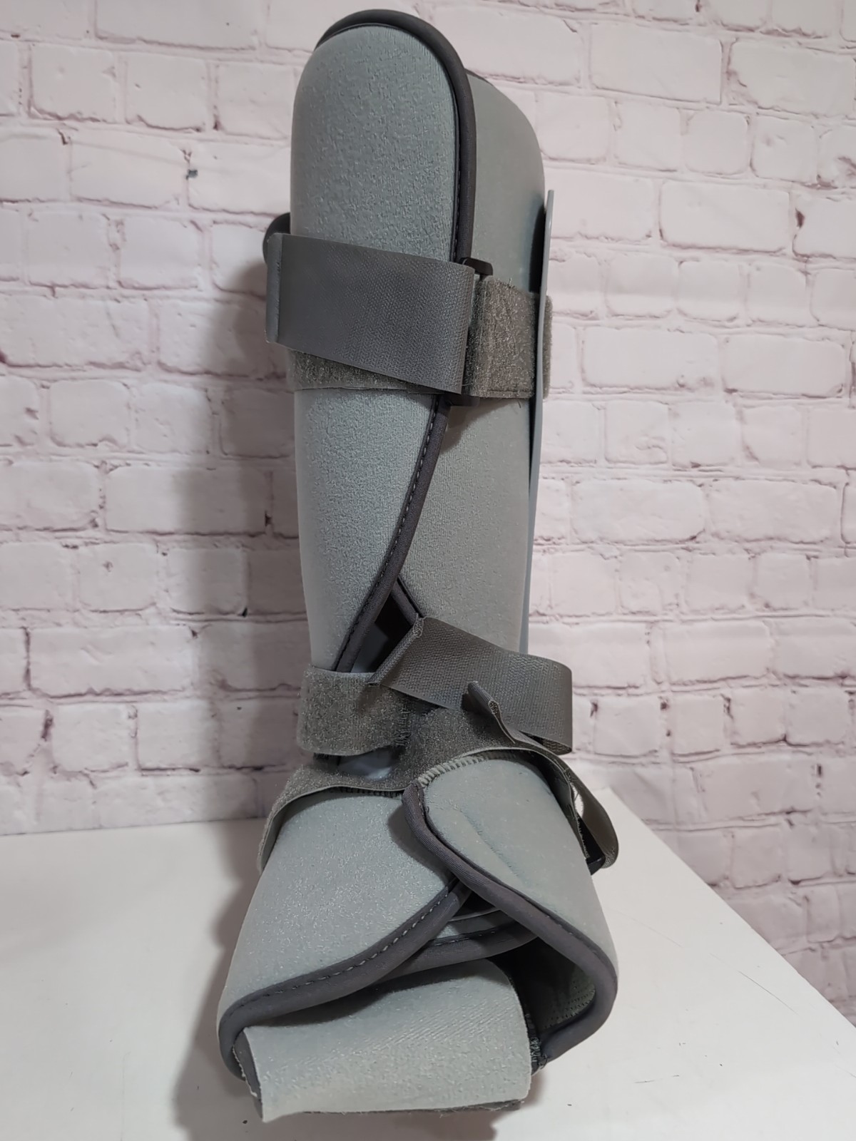 Breg Genesis 3 Strap Full Shell Tall Foot Ankle Walker Boot Brace Size M Medium