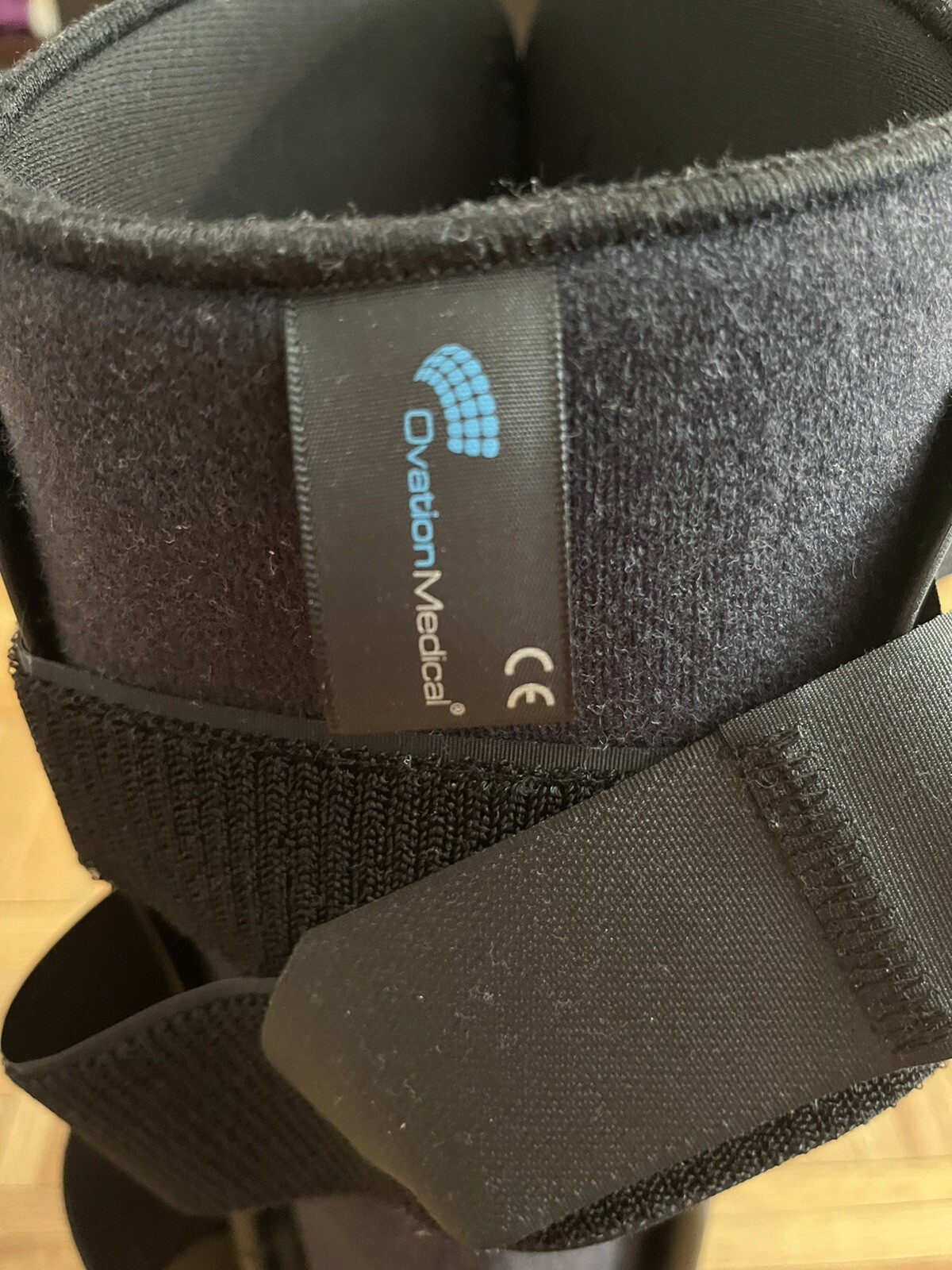 Ovation Medical Gen 2 Tall Walking Boot w/ pump – Medium NEW W/OUT PACKAGING